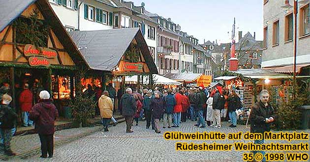 Glhweinhtte auf dem Marktplatz, Rdesheimer Weihnachtsmarkt